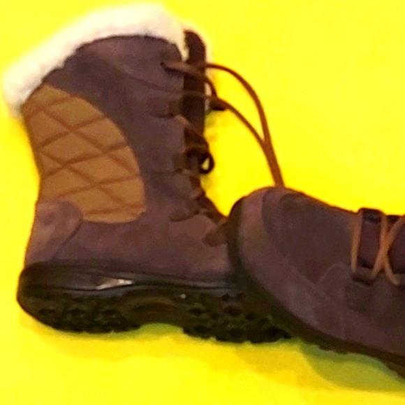 Columbia winter boot 👢 - Picture 4 of 10